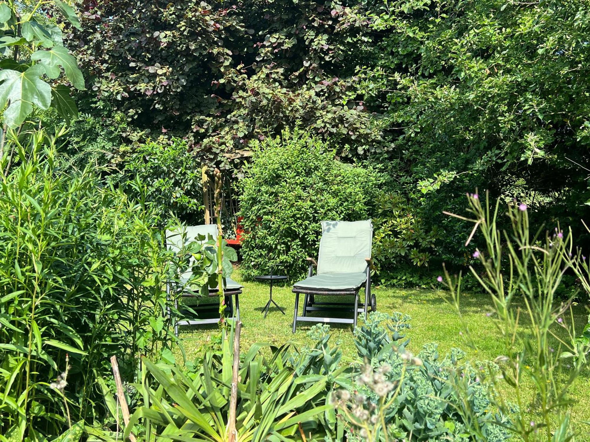 Aussergewoehnliches Haus Mit Sauna, Kamin Und Garten Wilhelmshaven Exterior photo